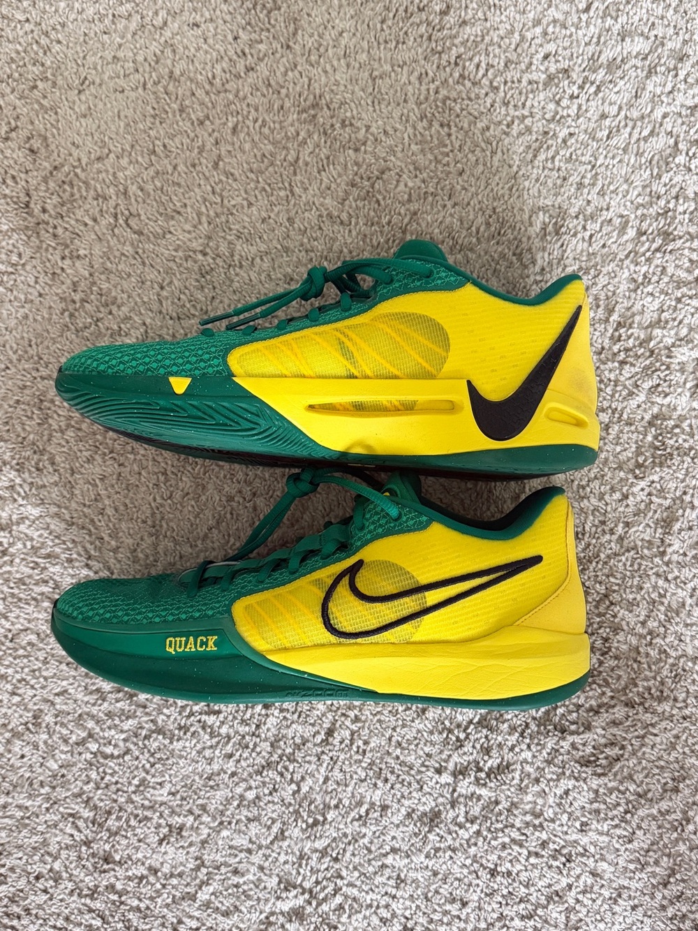 Nike Sabrina 1 Oregon PE Basketball Shoes- Size W 12.5/ M 11